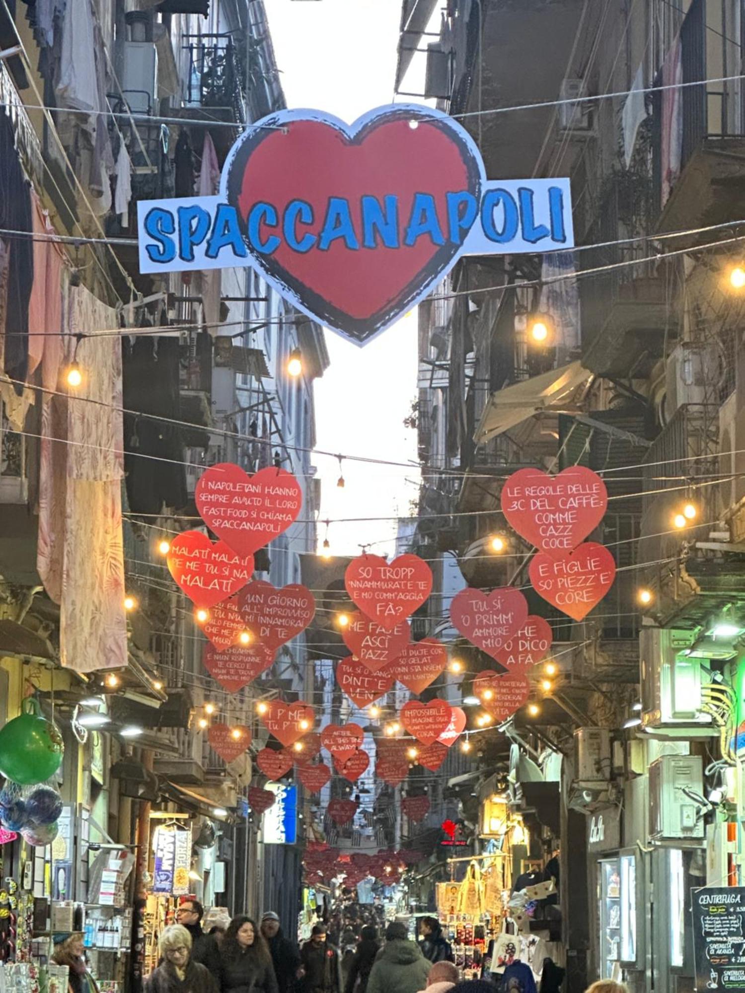 Appartement La Casa Di Patta A Spaccanapoli Naples